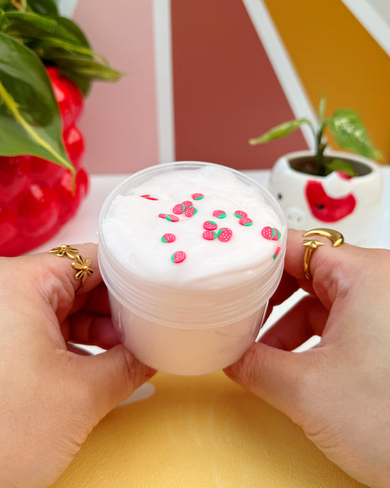 STRAWBERRY CHEESE FOAM