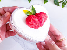 WHITE STRAWBERRY CREAM CAKE