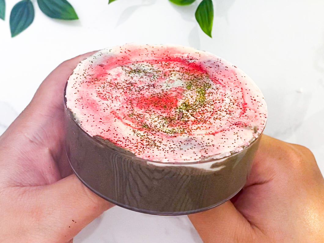 PEPPERMINT CHOCO CHEESECAKE