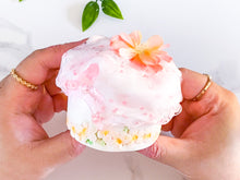 SPRING BLOOMS CAKE