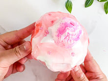 ROSE BANDUNG ICE CREAM CAKE